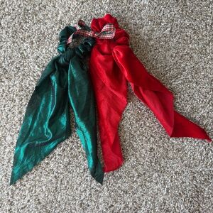 Red and Green Scrunchi Hair Tie